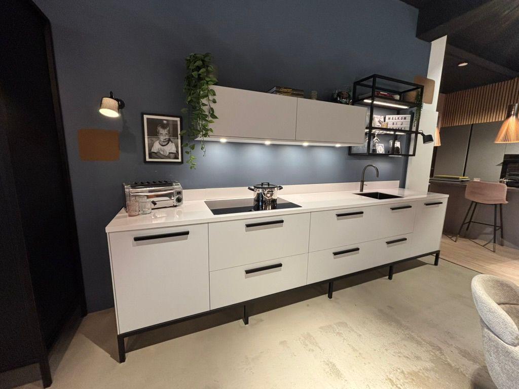Design Showroomkeuken, Ophalen, Zo goed als nieuw, Overige typen