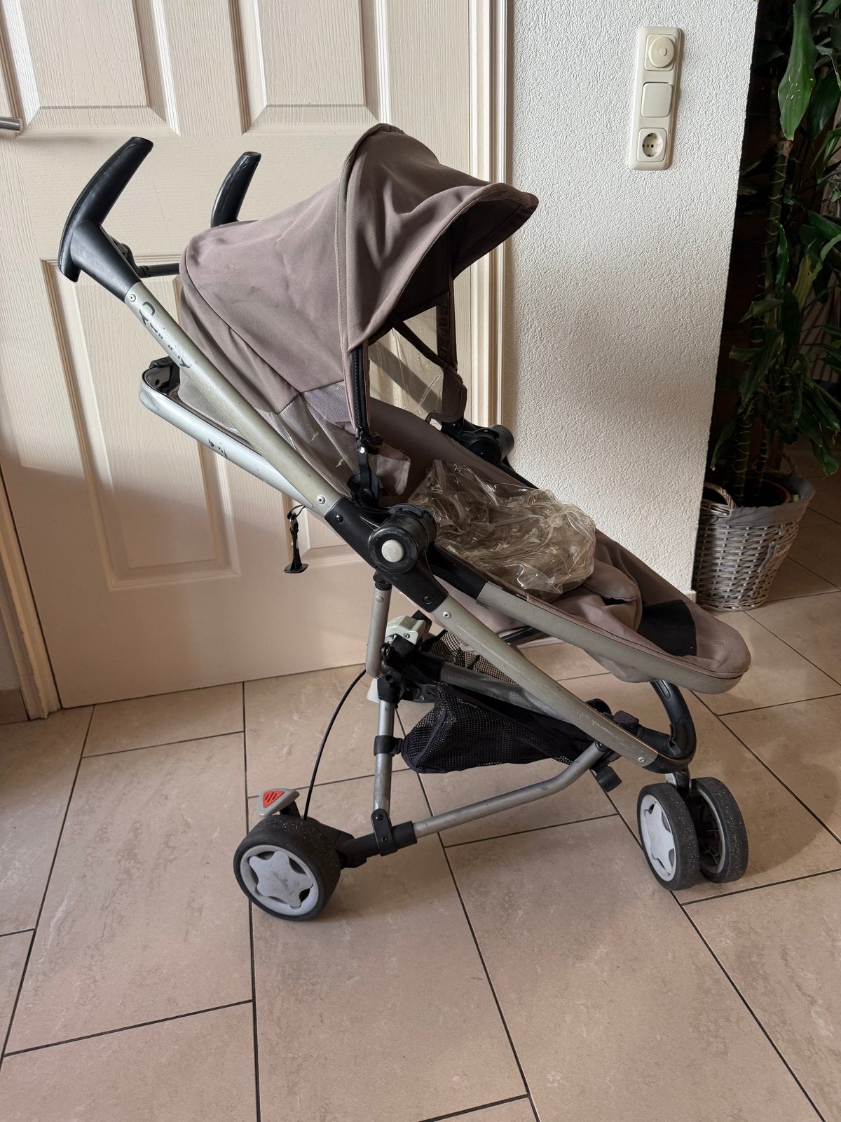 Quinny Zapp Buggy - Compact en Handig, Kinderen en Baby's, Buggy's, Ophalen, Gebruikt, Quinny, Zonnekap