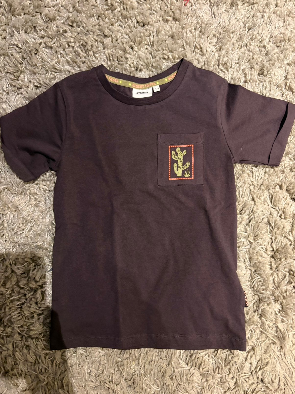 Sturdy, Ophalen of Verzenden, Zo goed als nieuw, Jongen, Shirt of Longsleeve