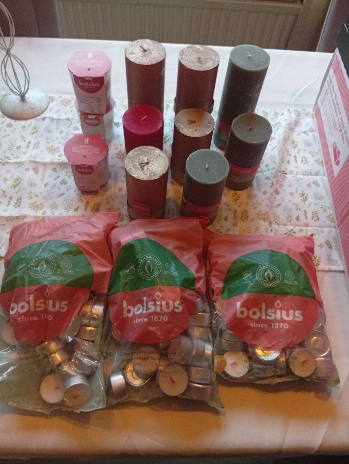 Diverse Bolsius kaarsen en theelichtjes, Meerkleurig, Overige merken, Ophalen of Verzenden, Kaars