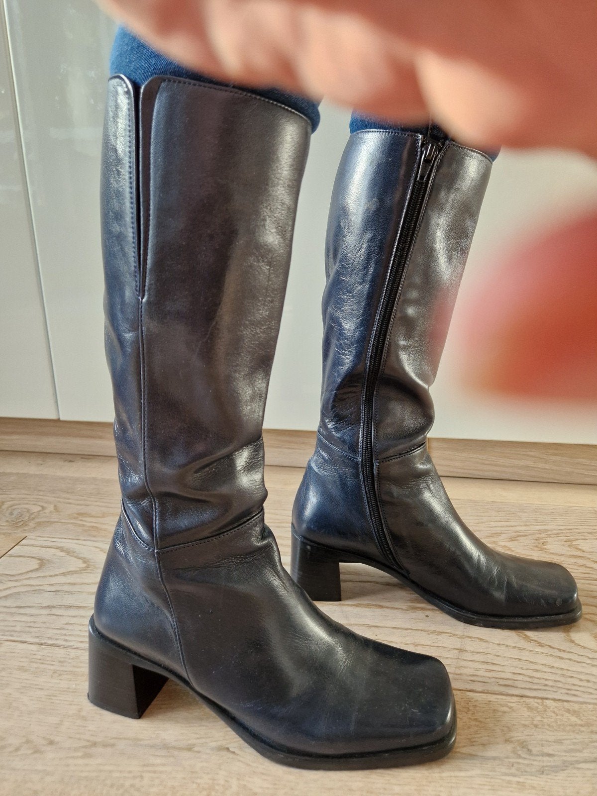 Mooie, nieuwe laarzen maat 37,5 smalle leest, Kleding | Dames, Hoge laarzen, Blauw, Nieuw, Ophalen of Verzenden