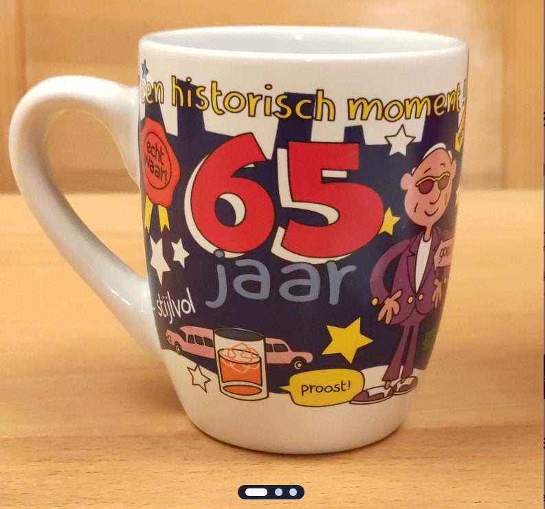 Beker en Verkeersbord 'Hoera 65', Ophalen of Verzenden, Nieuw, Overige typen, Verjaardag