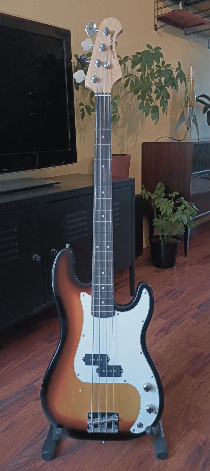 P-Bass Fazley met gigbag, Muziek en Instrumenten, Ophalen, Gebruikt, Elektrisch