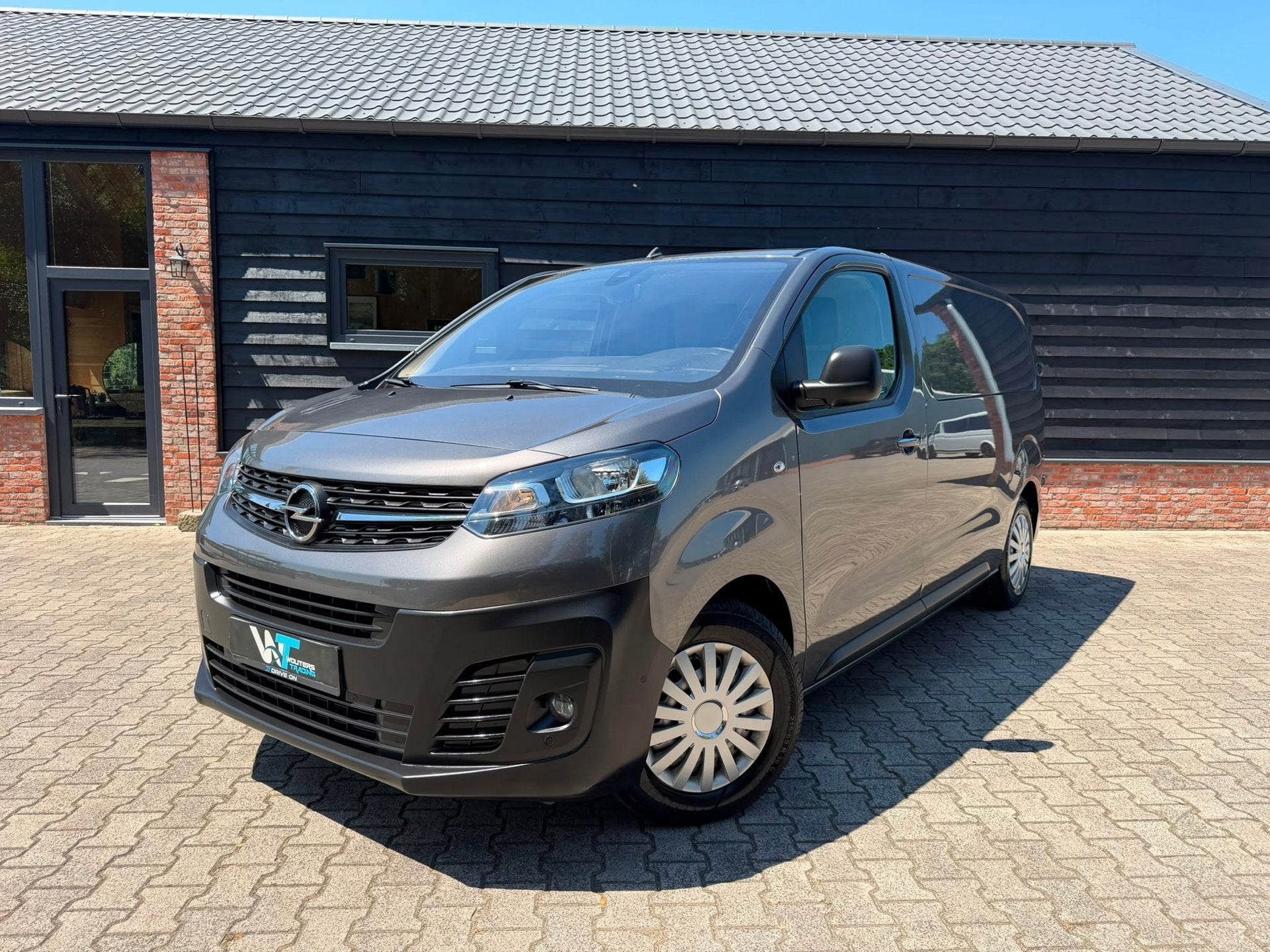Opel Vivaro 2.0 CDTI L1H1 - Automaat - 3 pers - scherm - L2, Gebruikt, Zwart, 4 cilinders, Leder en Stof