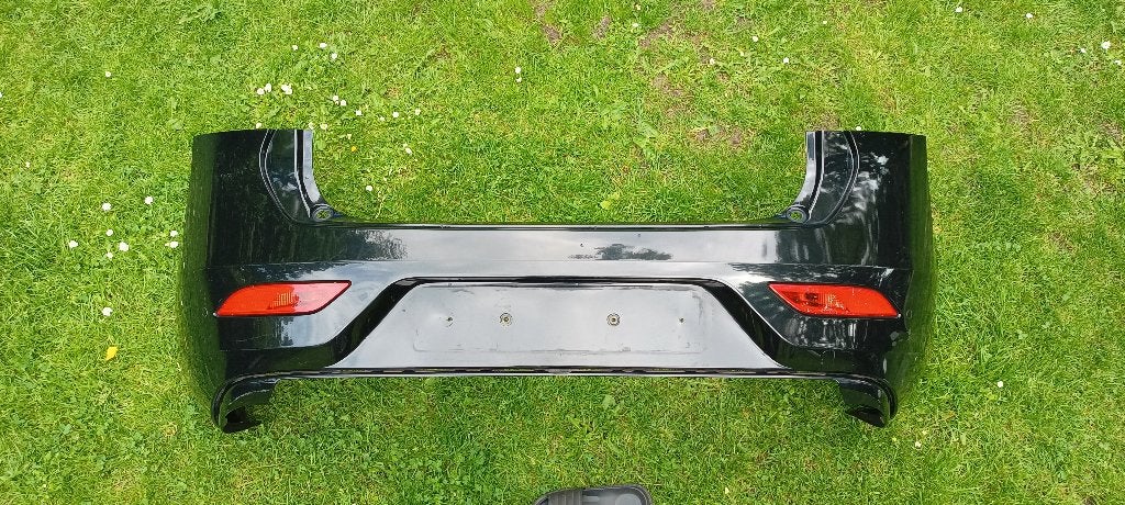 Volvo V40 R-Design(2012-2019)Achterbumper + Mistlampen + PDC, Auto-onderdelen, Ophalen, Gebruikt, Volvo, Bumper