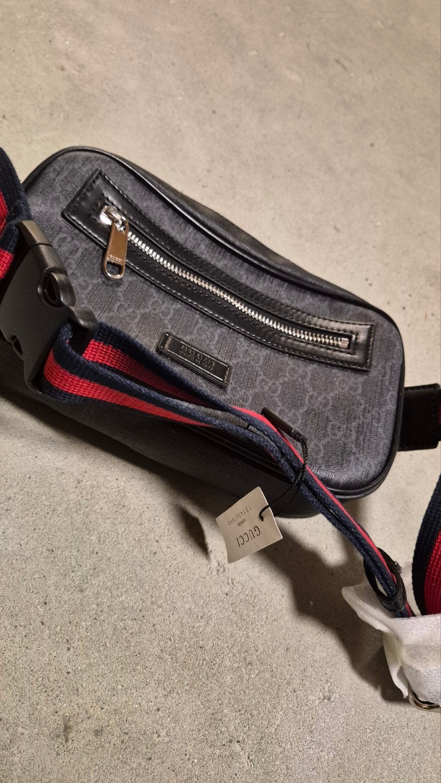 Gucci heuptasje/crossbody tasje - nieuw, Verzenden