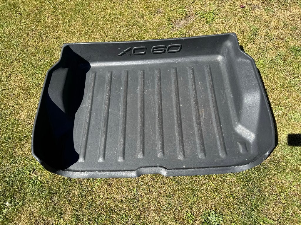 Kofferbak bagagemat / -kuip Volvo XC60 (2013-2016), Ophalen, Zo goed als nieuw