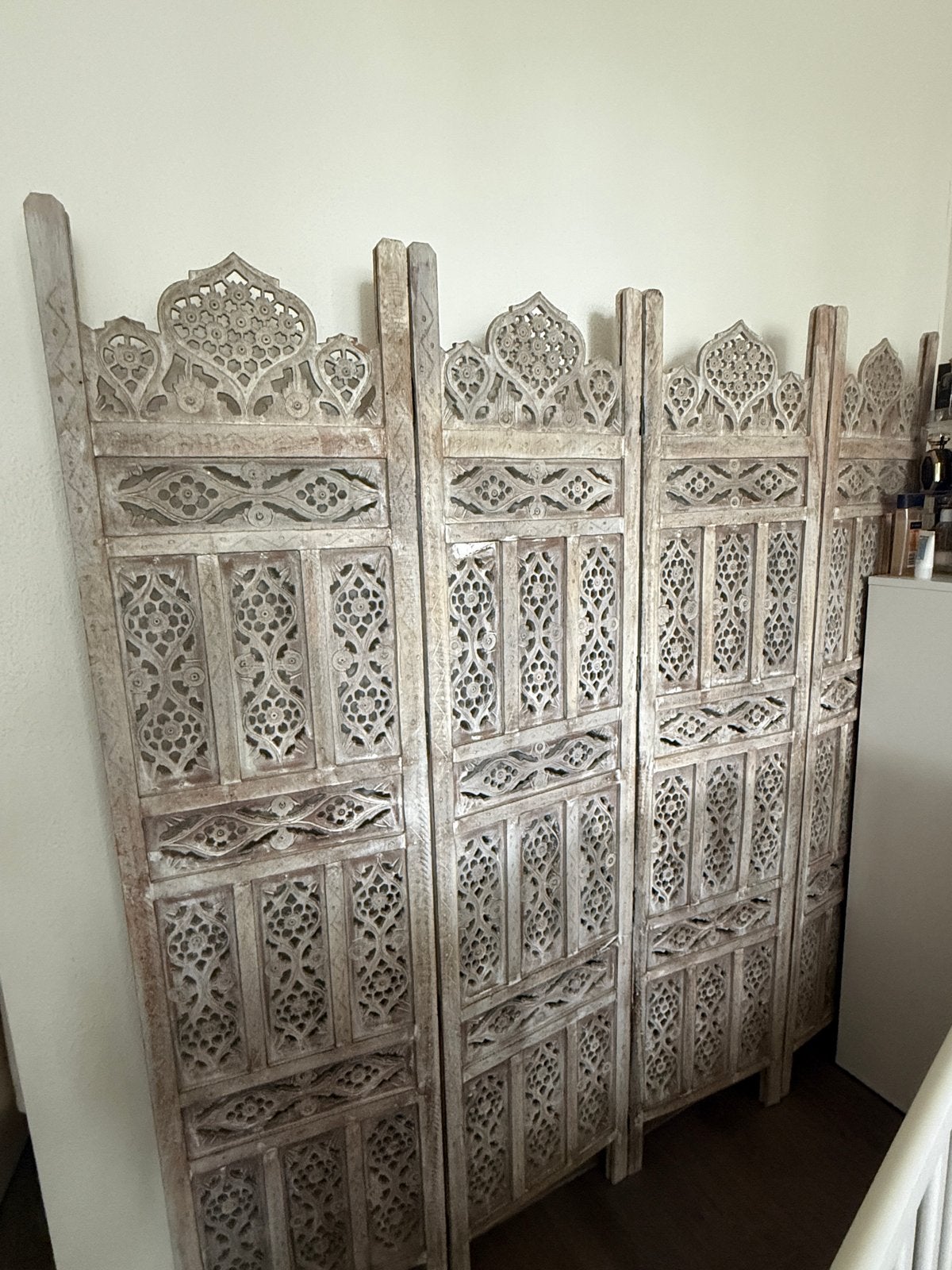 Decoratief kamerscherm met houtsnijwerk, Ophalen, Nieuw
