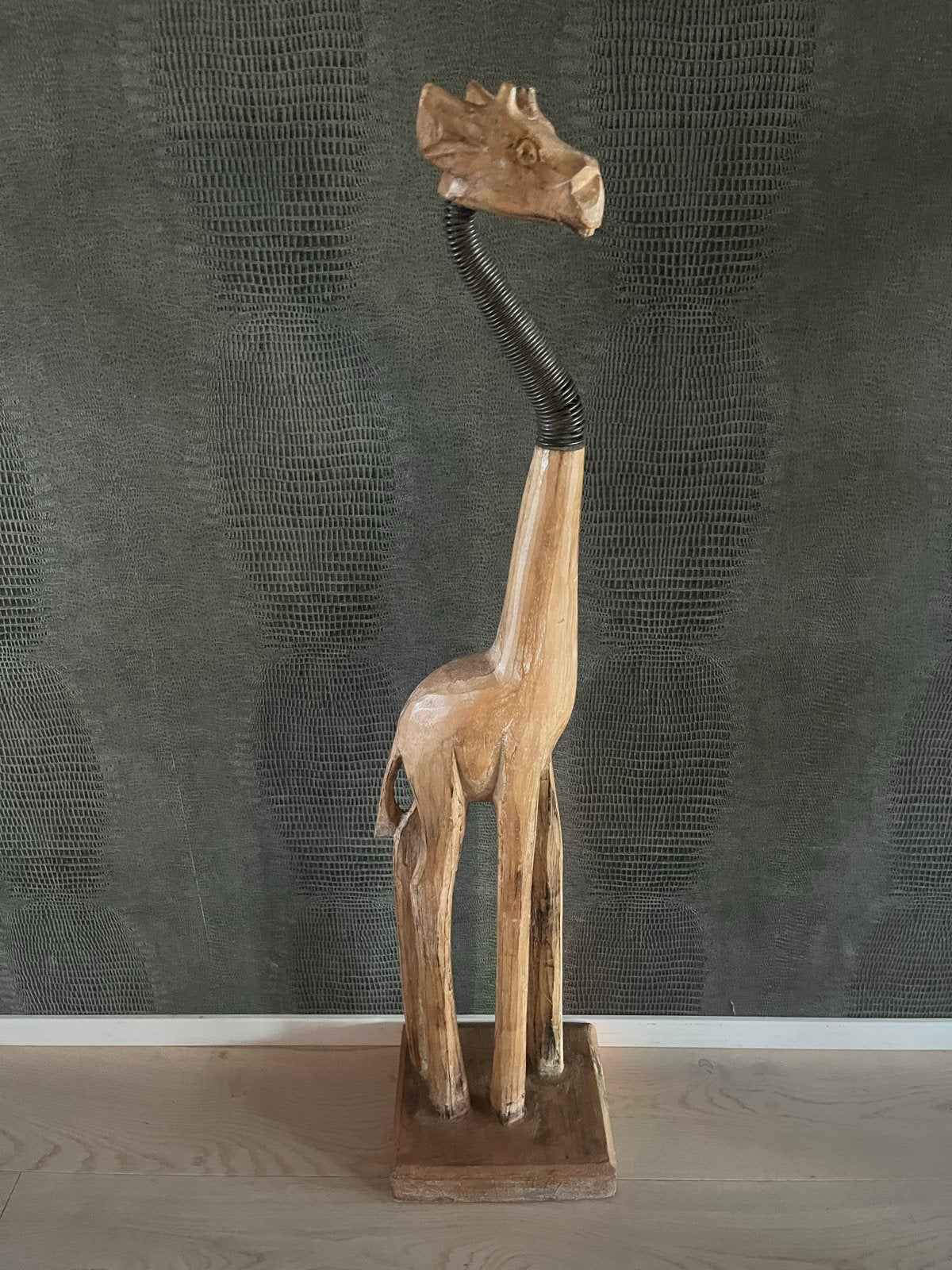 Houten Giraffe Beeld met Verende Nek - Unieke Decoratie, Ophalen, Hout, Overige stijlen, Zo goed als nieuw