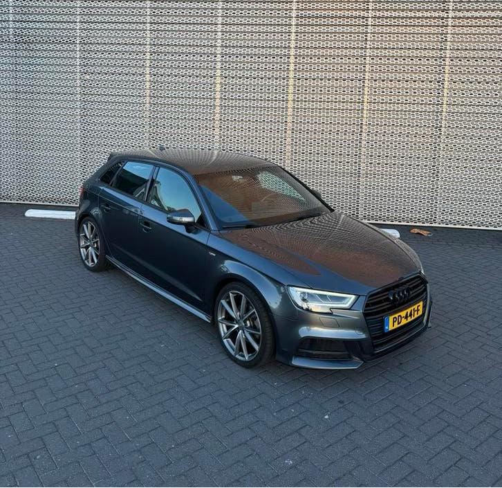 Audi A3 1.4 TFSI CoD Sportback S-line 2017 Grijs, Auto's, Audi, Particulier, A3, ABS, Airbags, Airconditioning, Alarm, Apple Carplay