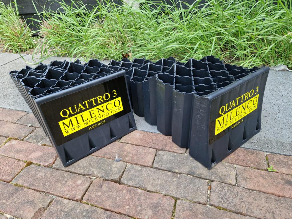 Milenco Quattro 3 oprijblokken, Caravans en Kamperen, Caravan accessoires, Ophalen, Zo goed als nieuw