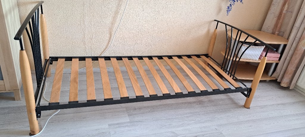 1-persoonsbed met lattenbodem, Huis en Inrichting, Slaapkamer | Bedden, Ophalen, Gebruikt, 90 cm, Eenpersoons