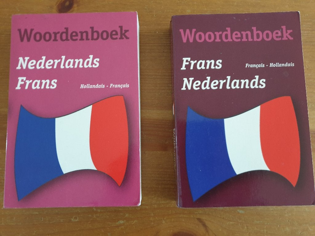 Woordenboeken nederlands - frans , frans - nederlands, Boeken, Ophalen of Verzenden, Gelezen, Van Dale, Frans