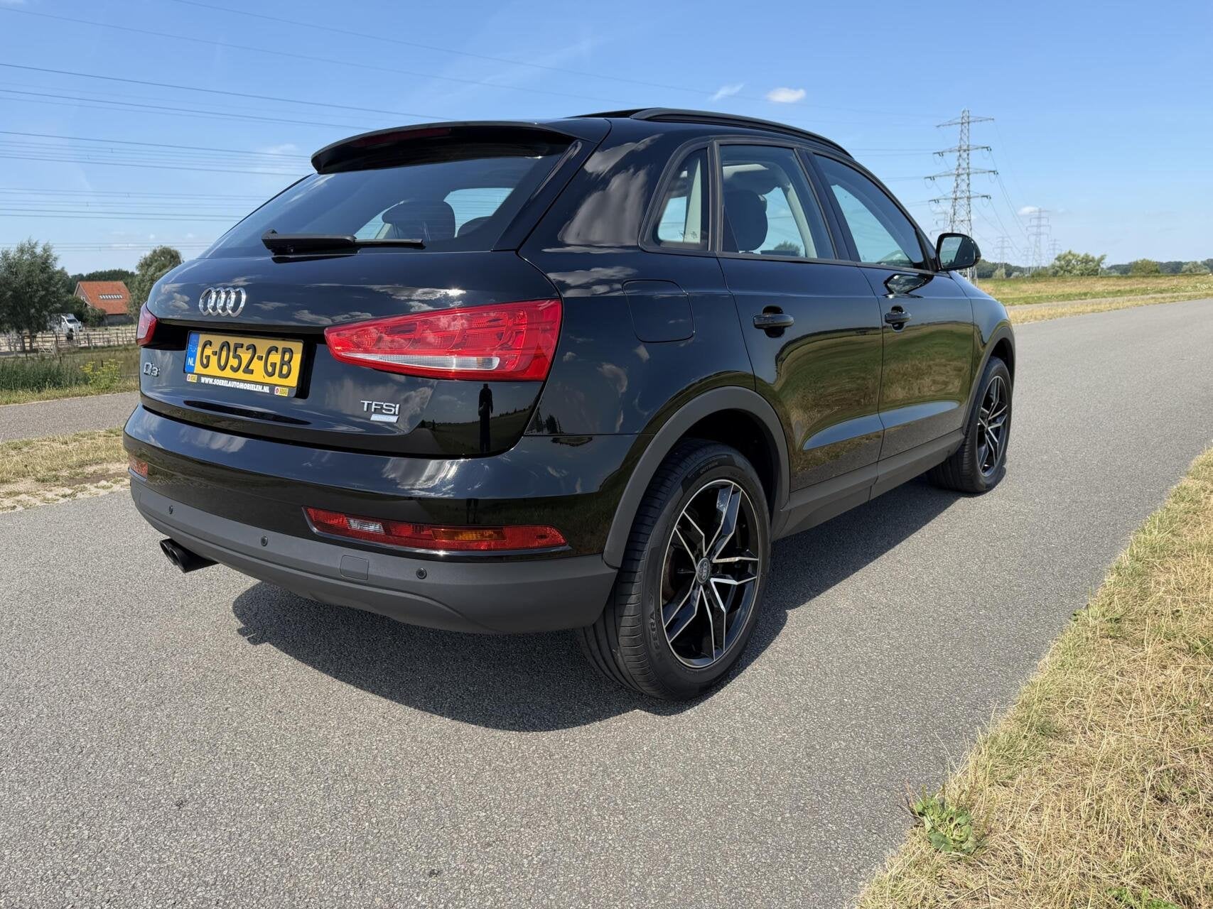 Audi Q3 1.4 TFSI CoD 2016 Adrenalin,schuif pano, 18 inch, ai, Auto's, 730 kg, Euro 6, 4 cilinders, Zwart