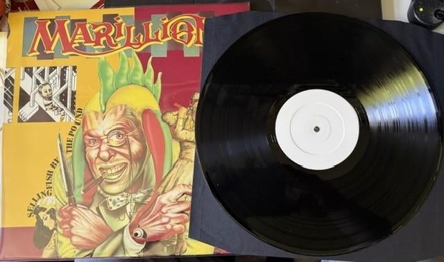 Marillion - Selling Fish By The Pound lp, Progressive, Gebruikt, Ophalen of Verzenden, 1970 - 1979