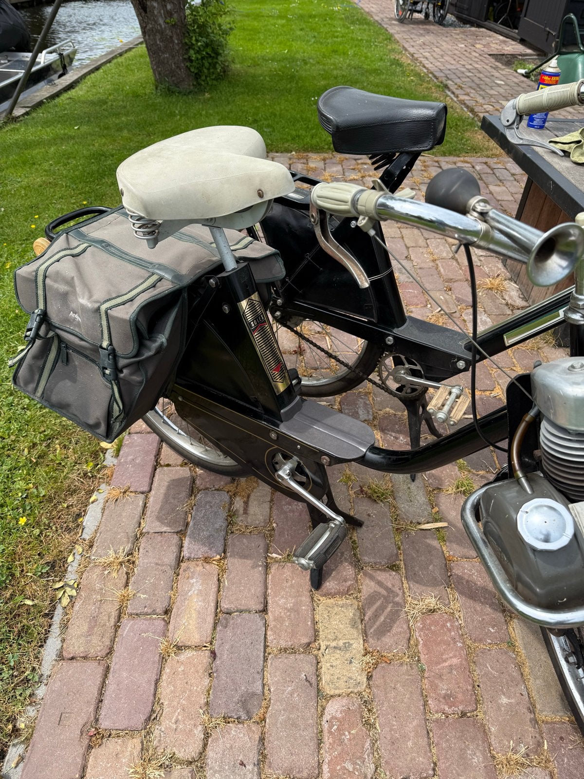 2 klassieke Solexen – OTO + 3800 – beide op kenteken, Fietsen en Brommers, Brommers | Solex, Ophalen, Gebruikt, Maximaal 25 km/u