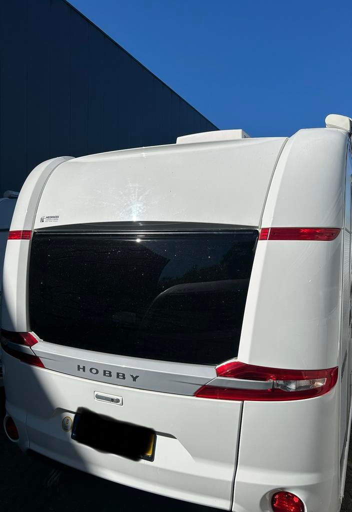 Nieuw Hobby Prestige achterraam opbouw> 250 cm – model > 560, Caravans en Kamperen, Ophalen, Nieuw