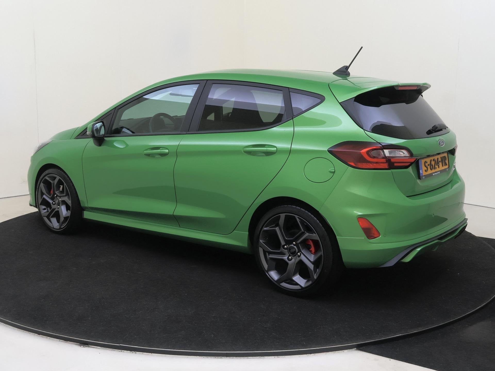 Ford Fiesta 1.5 Ecoboost ST-X | Stoelverwarming | Navigatie, Auto's, Ford, 15 km/l, Euro 6, Origineel Nederlands, Bedrijf