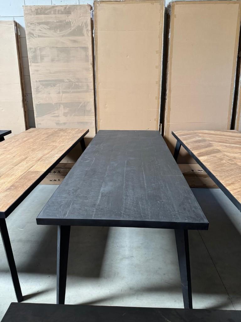 Eettafel OMG rosb026 l Whoon l Room108 l van €1459 voor €435, Ophalen, 200 cm of meer, 50 tot 100 cm, Zo goed als nieuw