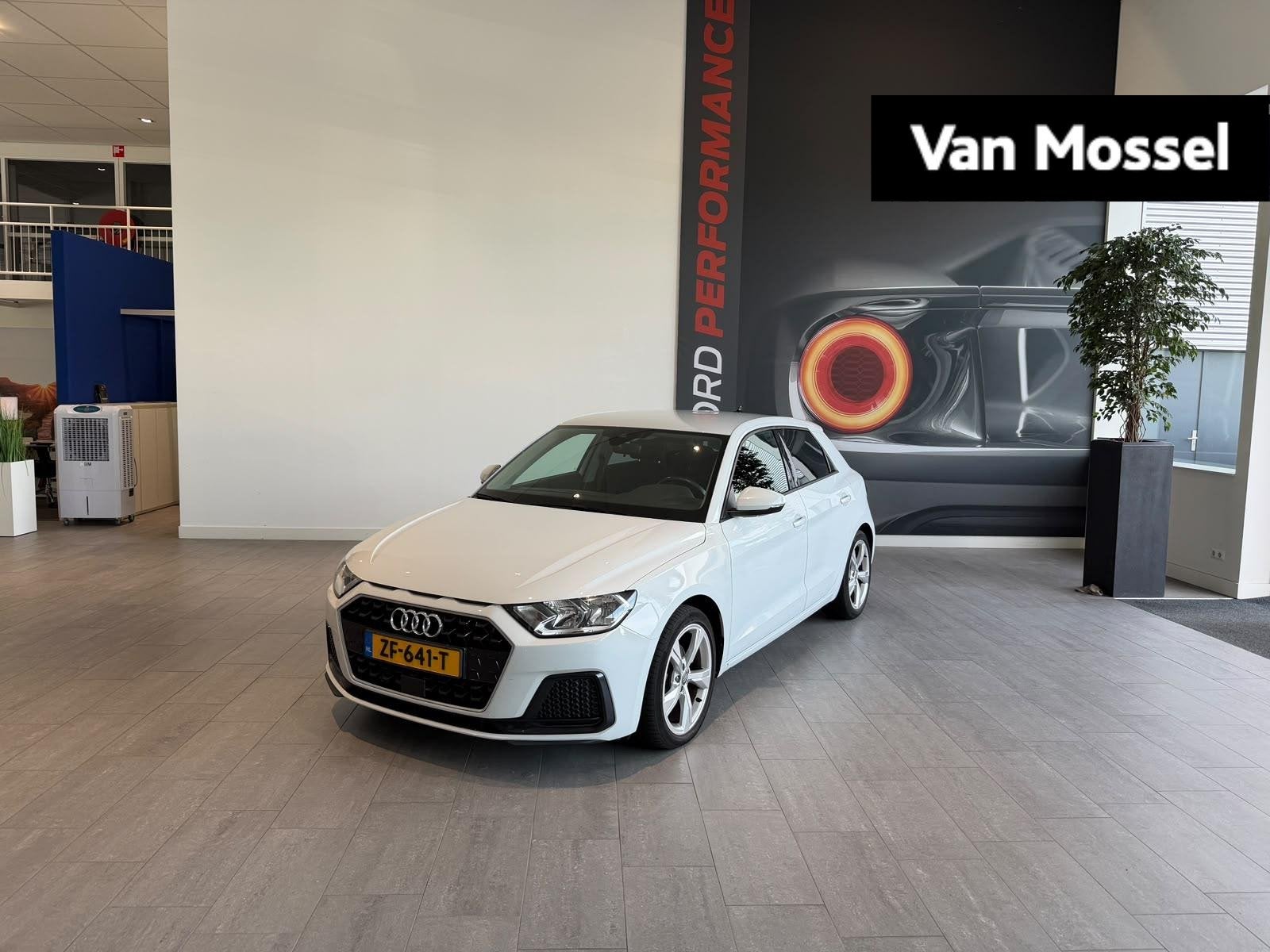 Audi A1 Sportback 30 TFSI Advanced epic | 116 PK | 5-DEURS |, Wit, Handgeschakeld, Auto-Union-Straße 1
85057  Ingolstadt, DE, Audi