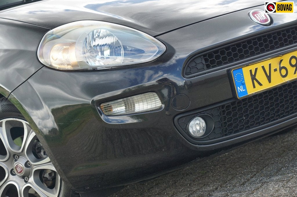 Fiat Punto Evo 0.9 TwinAir Lounge | Nero Vesuvio | Sportstoe, Auto's, Voorwielaandrijving, Gebruikt, Euro 6, Origineel Nederlands