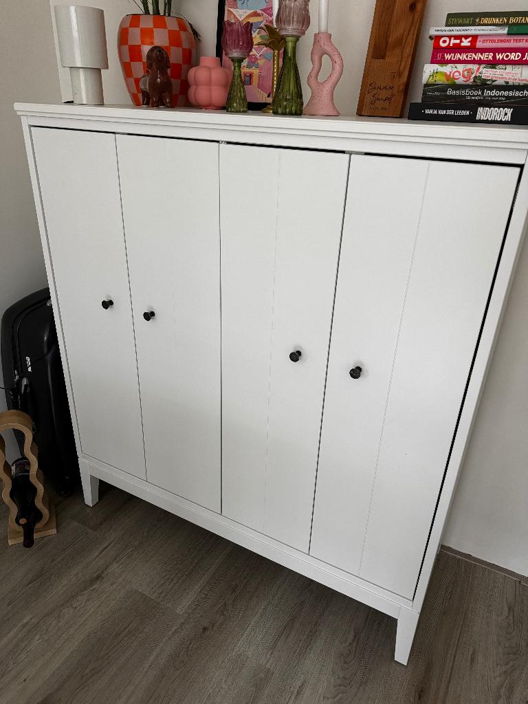 Kast IKEA Idanäs, Ophalen, Met deur(en), 100 tot 150 cm, Zo goed als nieuw