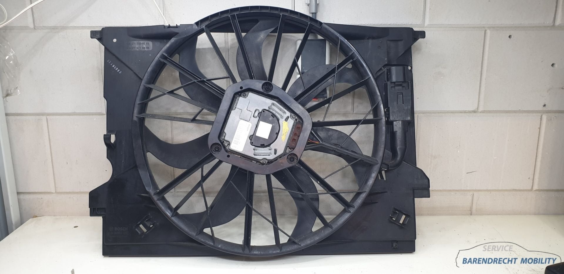 Koelvin E klasse W211 Mercedes 2115001693 600W 6 cilinder or
