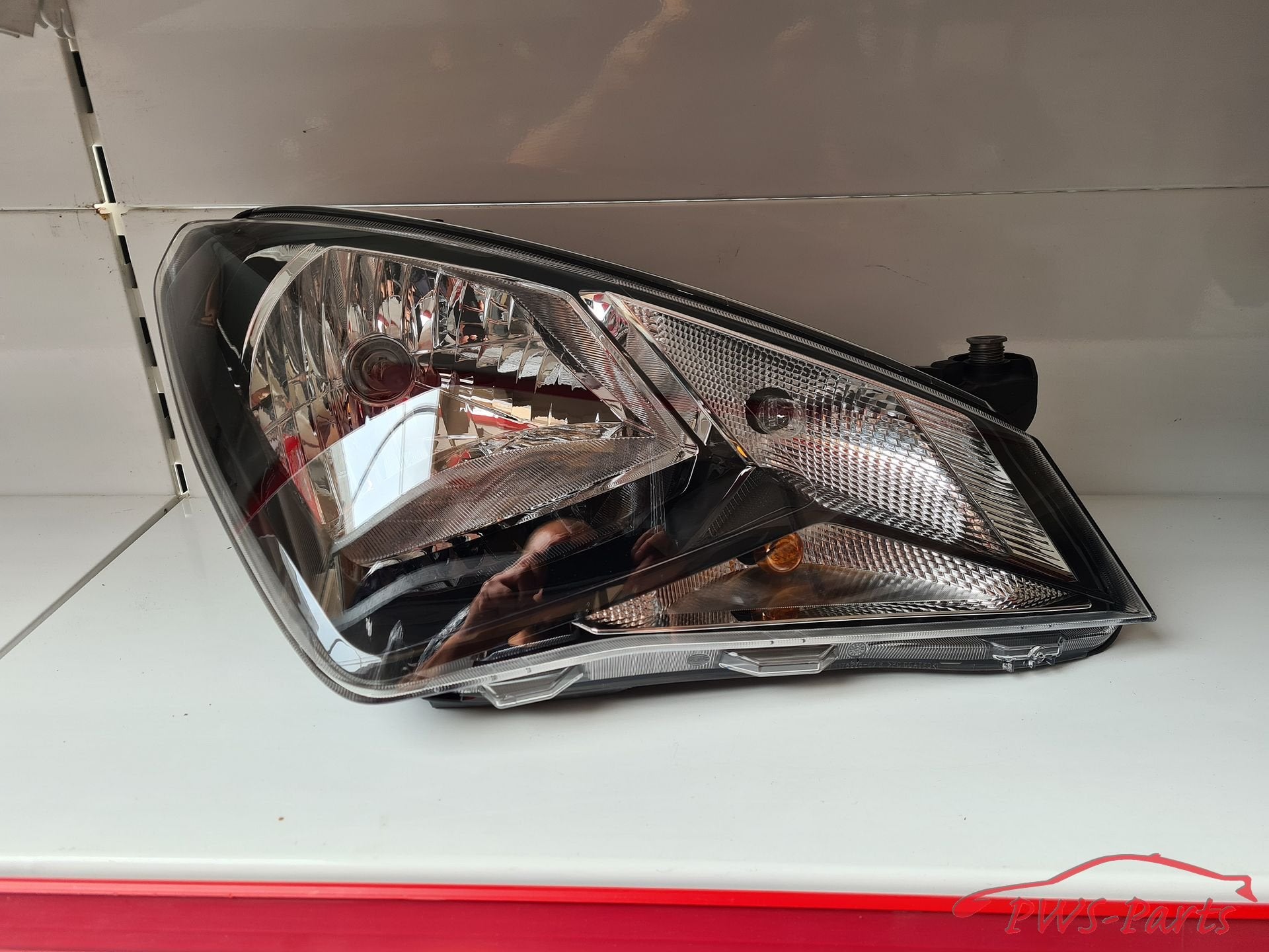 SEAT MII KOPLAMP RECHTS  NIEUW ORIGINEEL, -, -, Nieuw, Ophalen of Verzenden