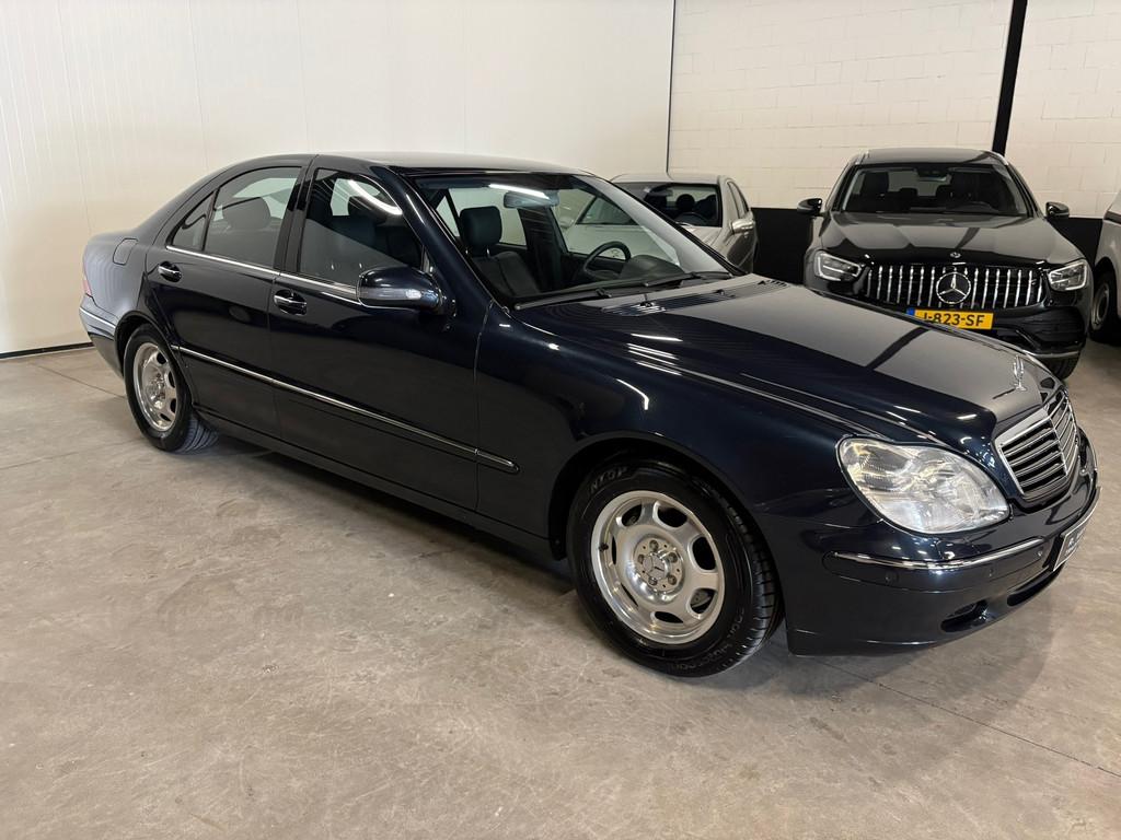 Mercedes-Benz S-klasse 320 Automaat Zeer mooi! W220, Auto's, Mercedes-Benz, Automaat, Achterwielaandrijving, Gebruikt, Zwart