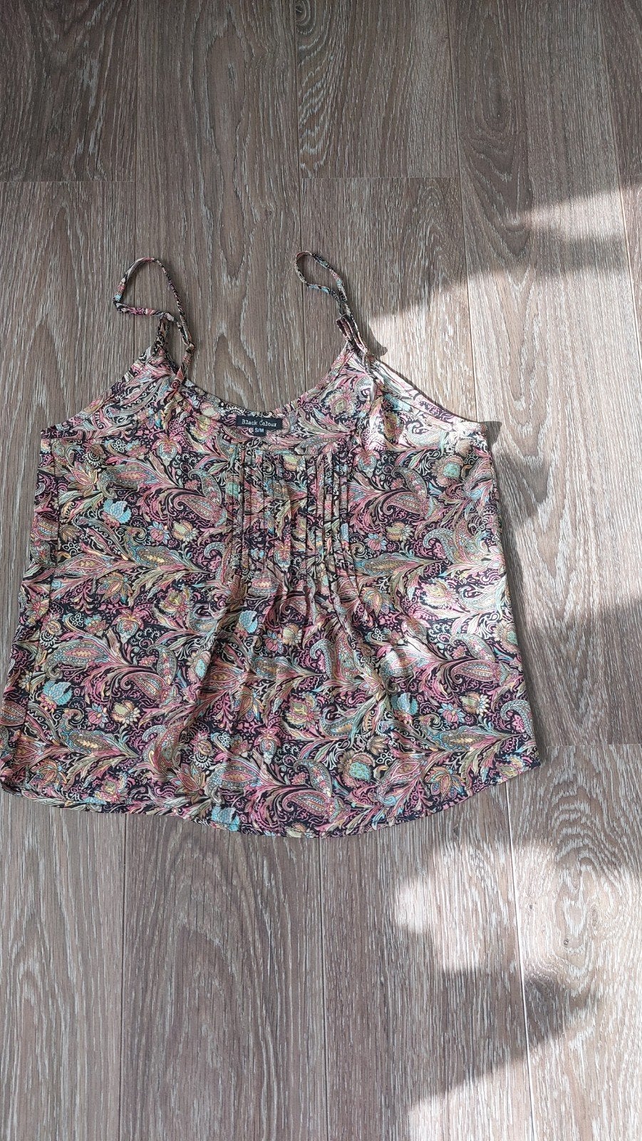 Black Colour Paisley Top S/M, Kleding | Dames, Tops, Overige kleuren, Black Colour, Ophalen of Verzenden, Zo goed als nieuw
