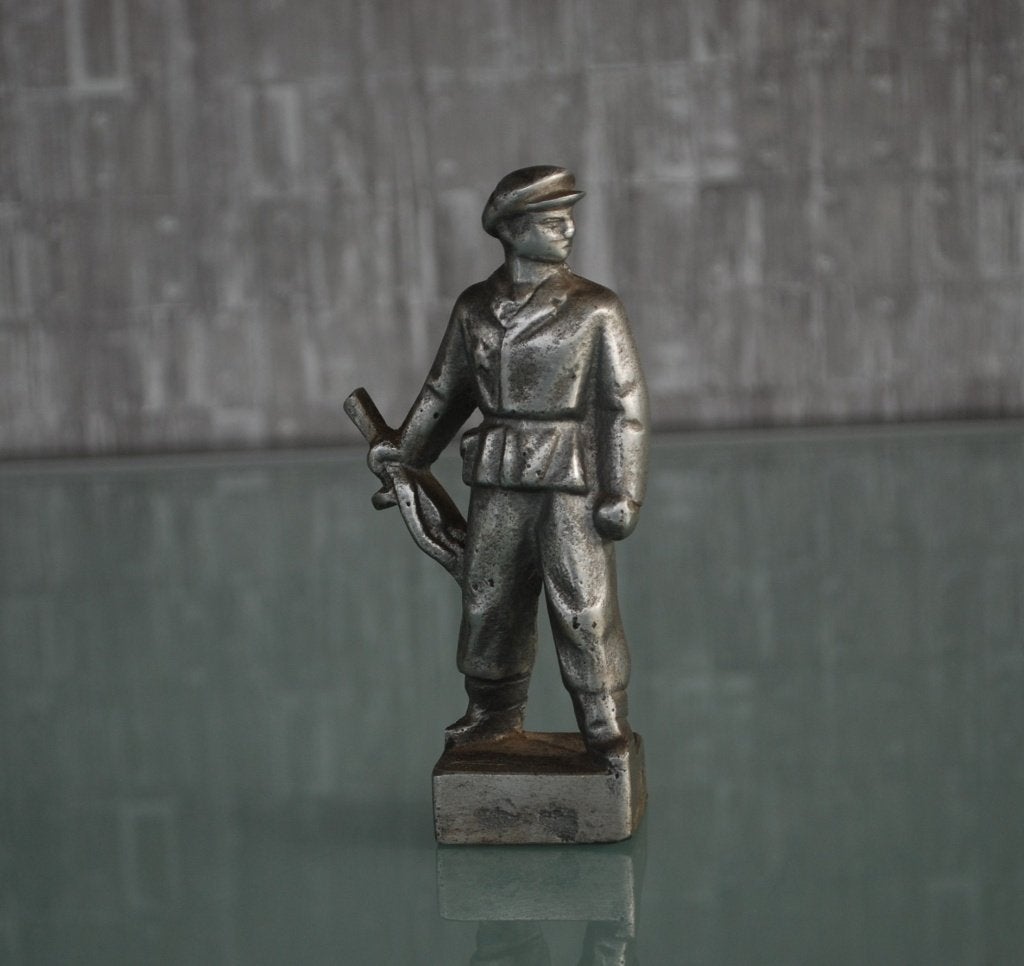 Militair Oostblok CCCP Ster op jas en PPSh machinegeweer WW2, Ophalen of Verzenden