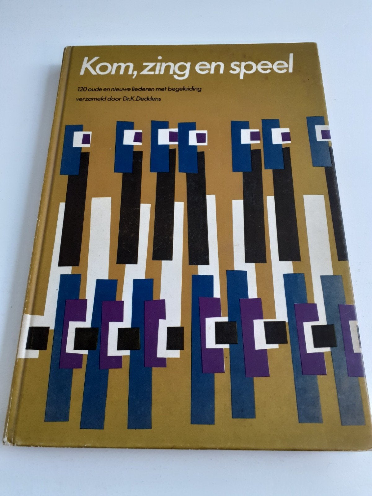 Kom, zing en speel - 120 oude en nieuwe liederen, Ophalen of Verzenden