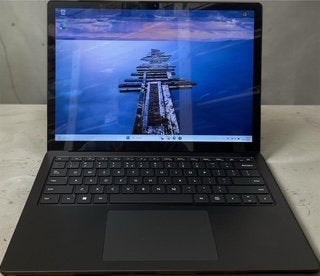 Surface laptop 4 Ryzen 7 16GB/512GB Win 11 pro, Ryzen 7, Qwerty, 13 inch, Refurbished