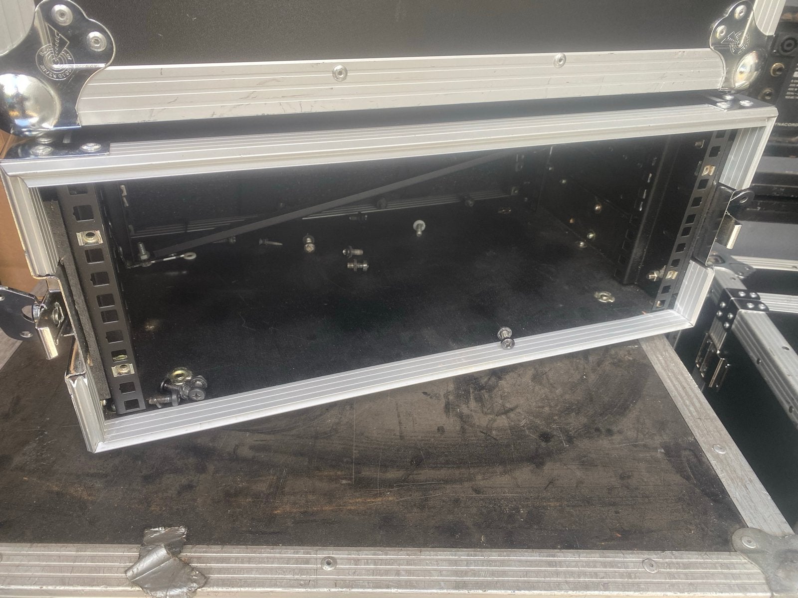 Rackcase 4 HE, 30 cm diep, zonder deksels, nieuwstaat, Zo goed als nieuw, Nvt, Flightcase, Nvt