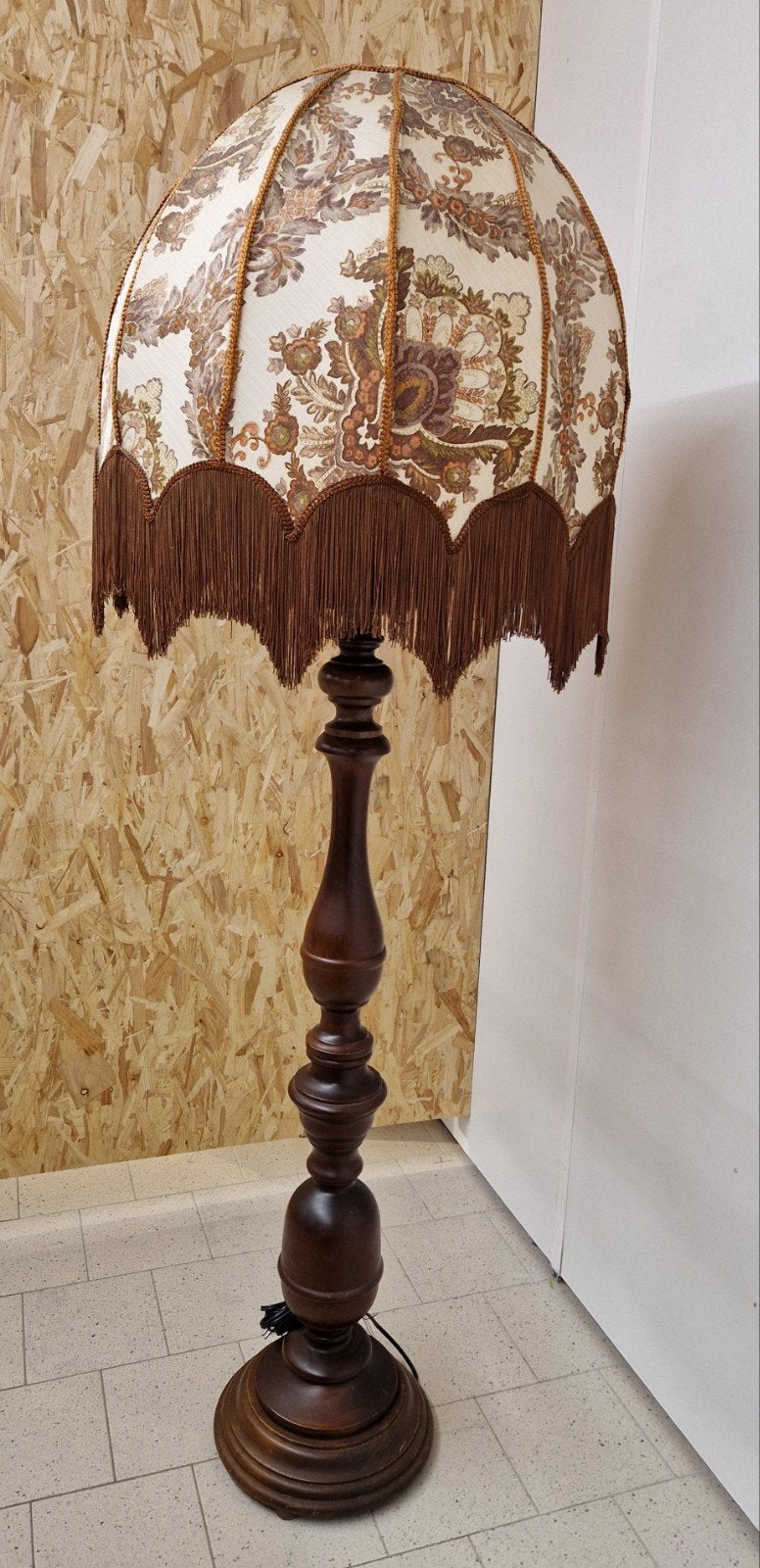 Vintage Vloerlamp met Franjes en Houten Voet, Ophalen