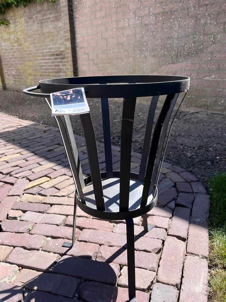 Vuurkorf nieuwstaat, Ophalen, Zo goed als nieuw