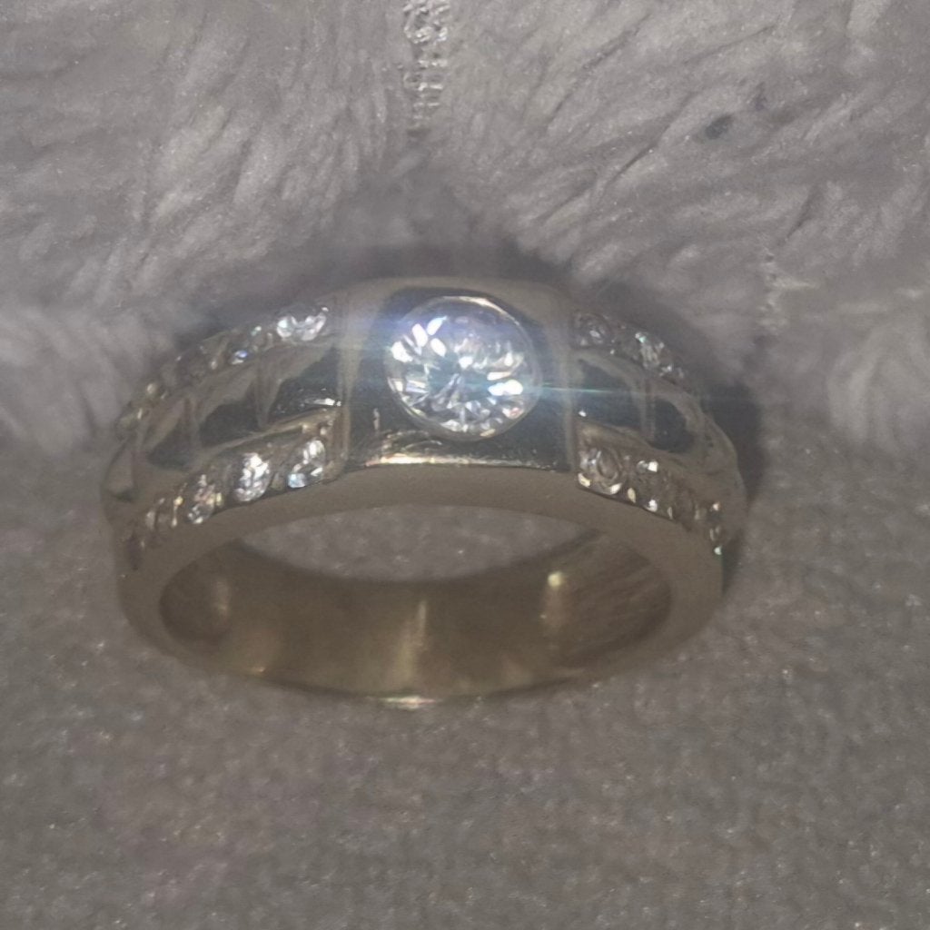 Gouden 14 karaats ring, 19 tot 20, Ophalen of Verzenden, Zo goed als nieuw, Dame of Heer