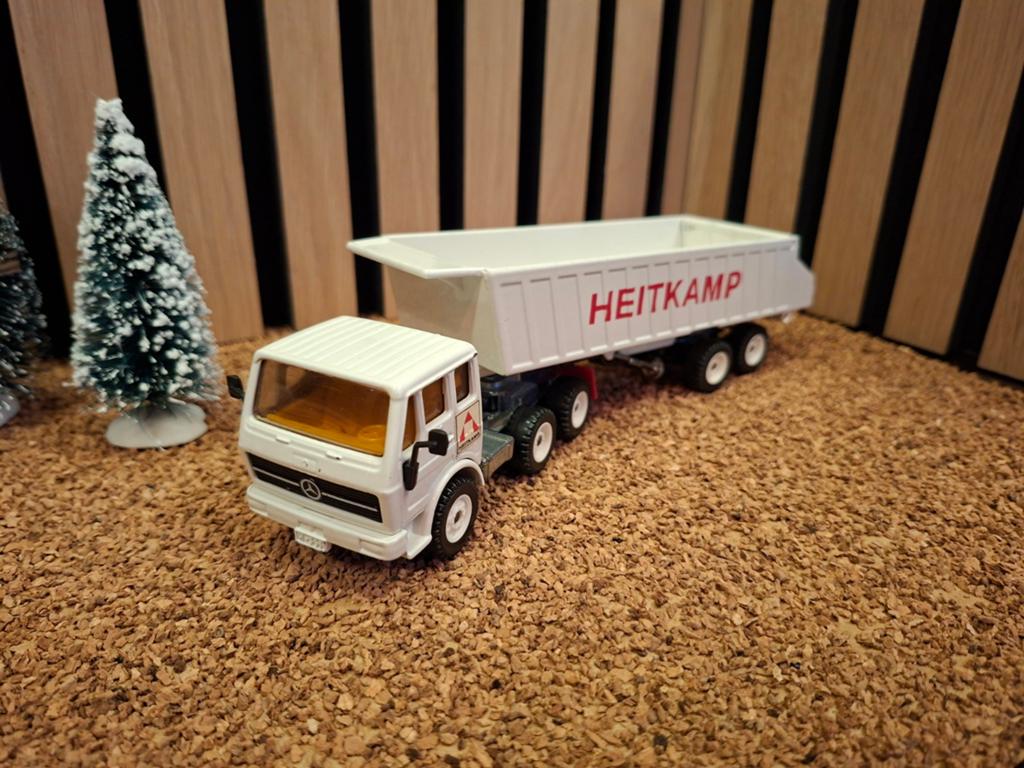 Siku mercedes, Ophalen of Verzenden, Zo goed als nieuw, Bus of Vrachtwagen, SIKU