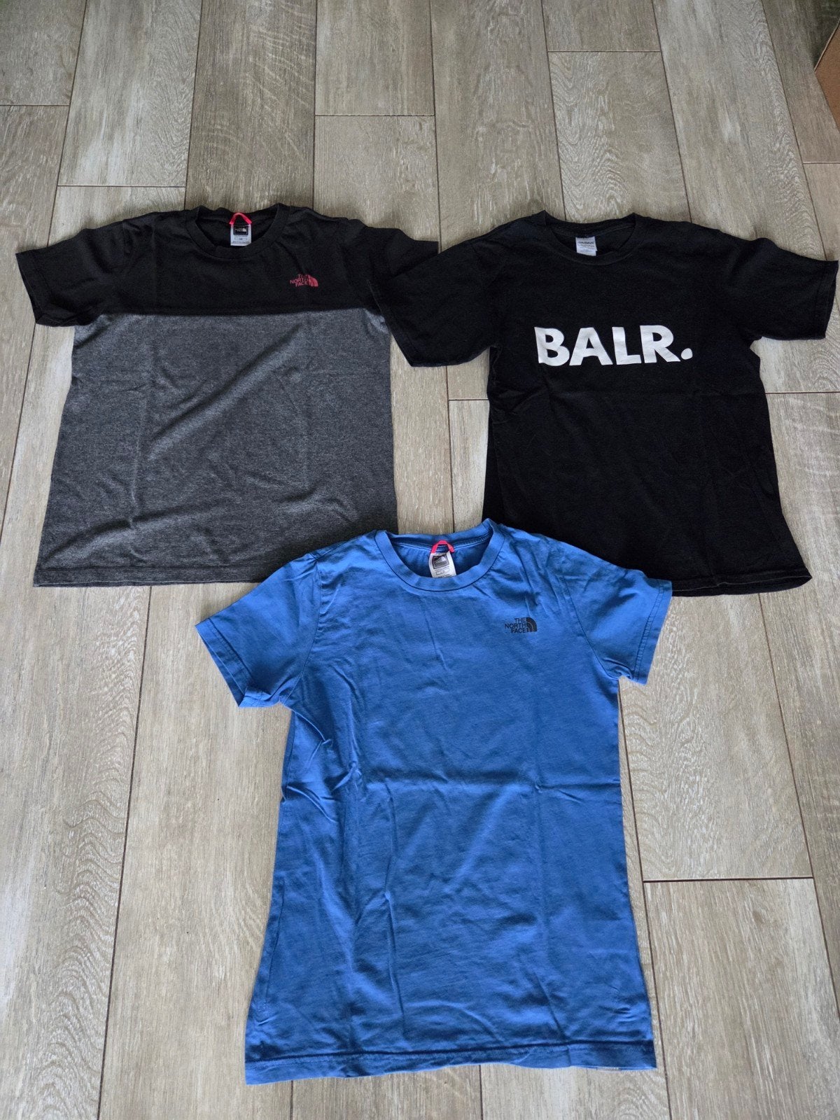 3 tshirts. Maat 152. The North Face. Balr., Kinderen en Baby's, Kinderkleding | Maat 152, Ophalen, Shirt of Longsleeve, Jongen