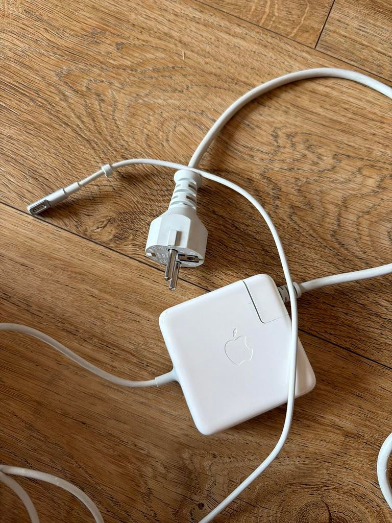 Apple MagSafe Oplader Adapter, Ophalen, Gebruikt