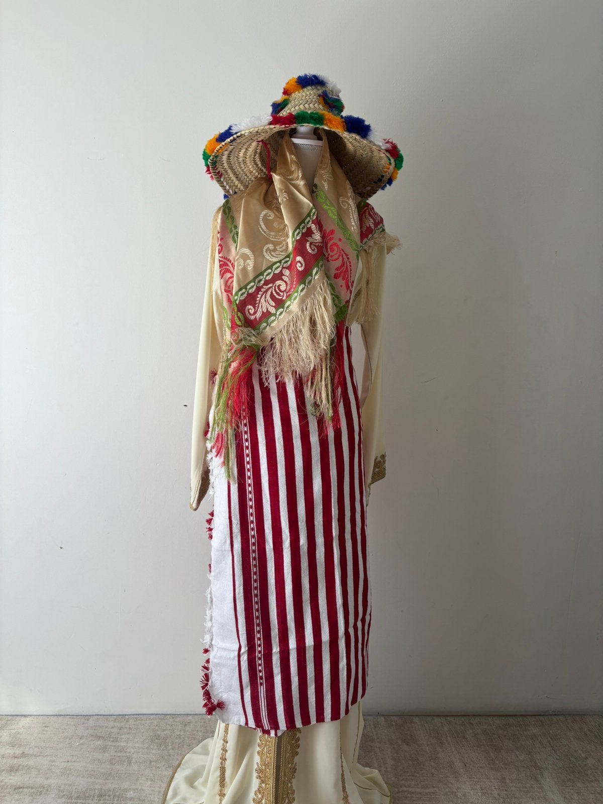 Jbela kleding te HUUR, Ophalen, Zo goed als nieuw, Carnaval
