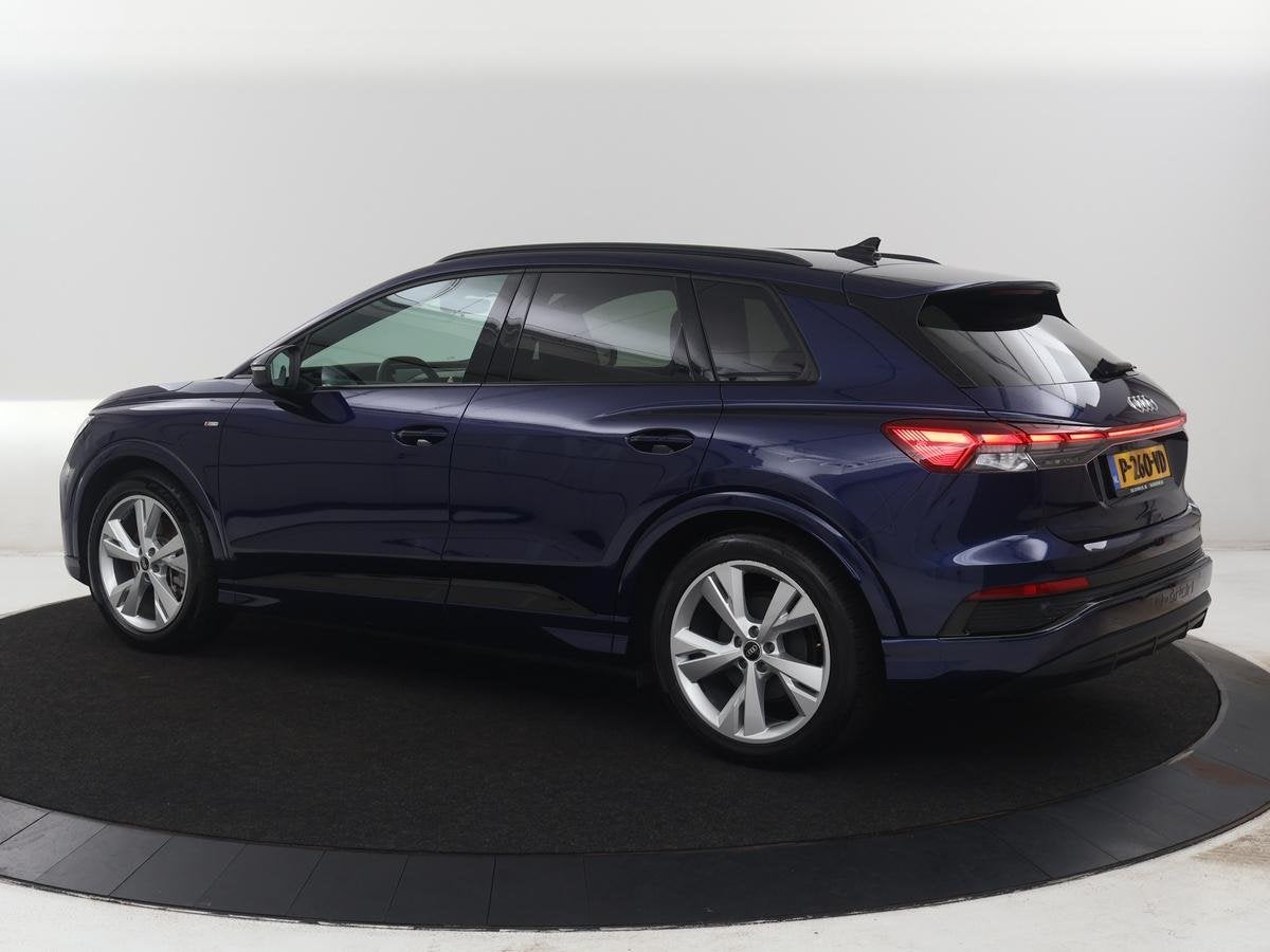 Audi Q4 e-tron 40 Launch edition S Competition 77 kWh | SOH, Auto's, Automaat, Achterwielaandrijving, Gebruikt, Zwart