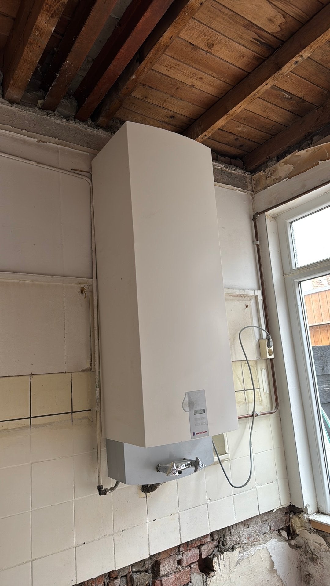 Inventum elektrische boiler met digitale bediening, Ophalen, Gebruikt, Aardgas, 100 liter of meer