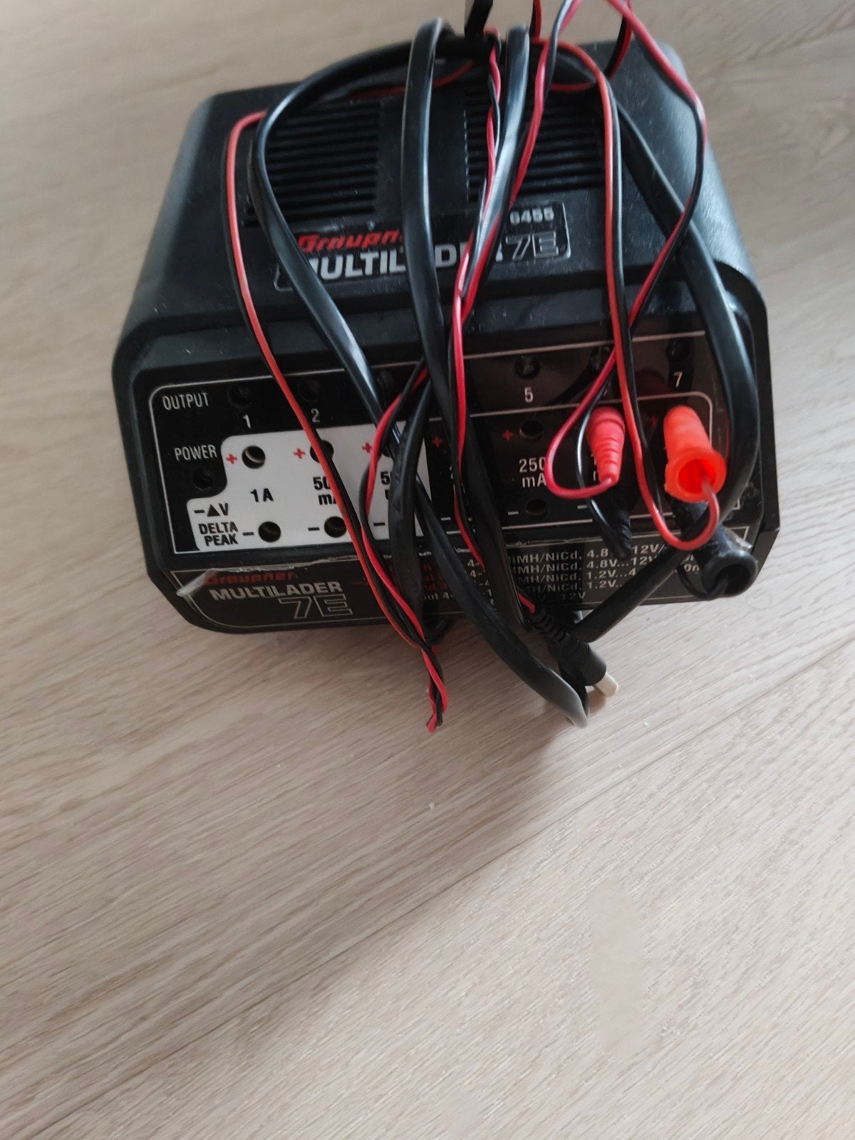 Graupner Multilader 7E acculader voor RC auto's en boten, Ophalen of Verzenden