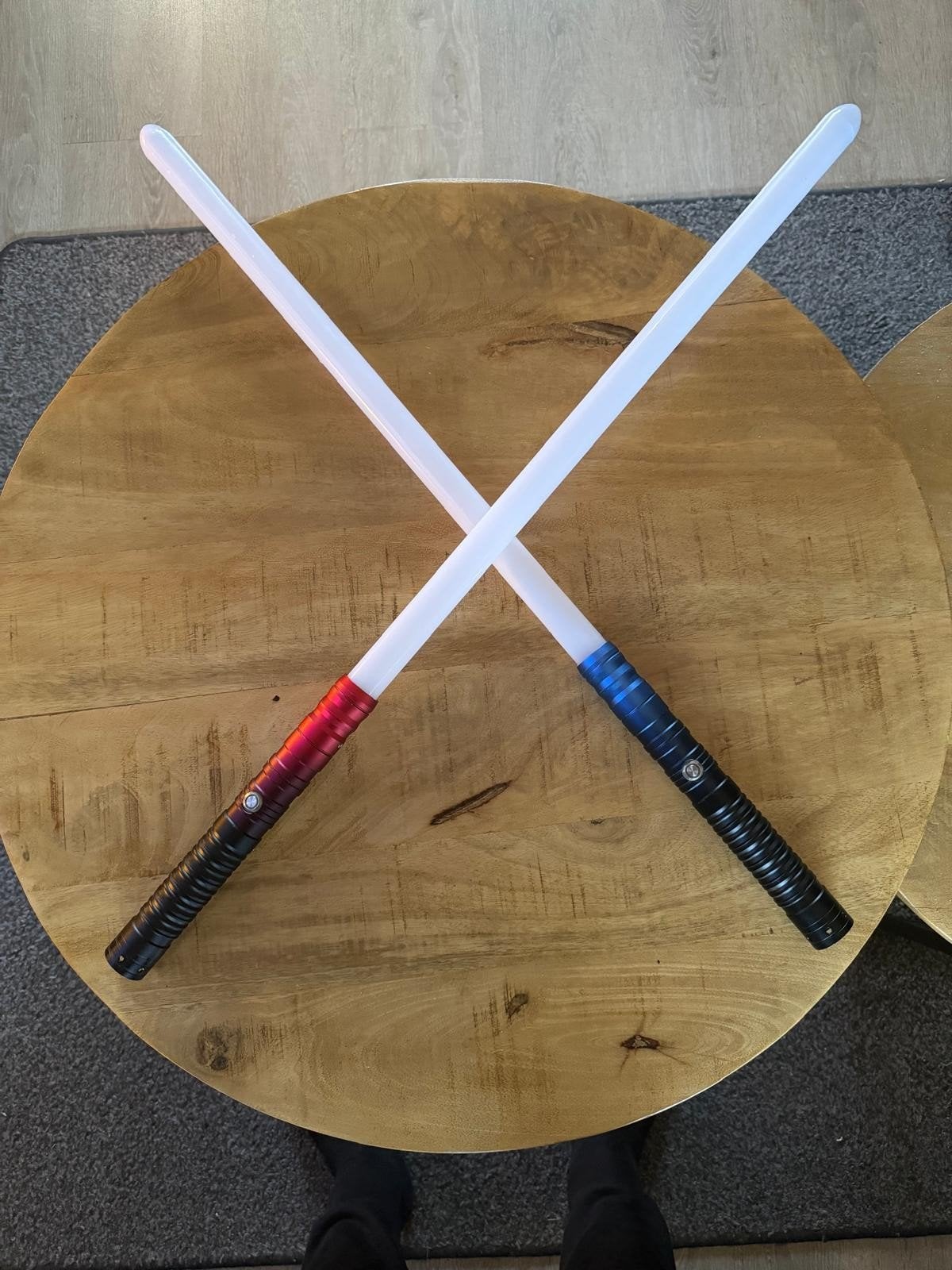 Lichtzwaarden set - Rood en Blauw (Star Wars), Kinderen en Baby's, Ophalen, Zo goed als nieuw