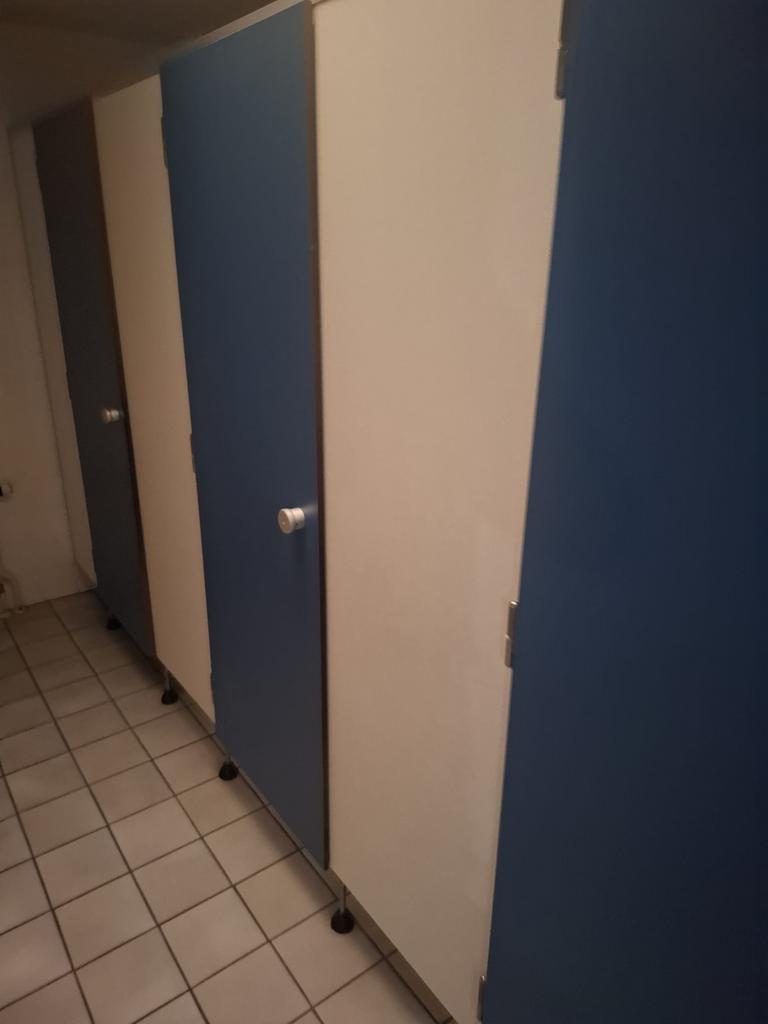 Trespa wc hokken, Ophalen, Gebruikt, Toilet