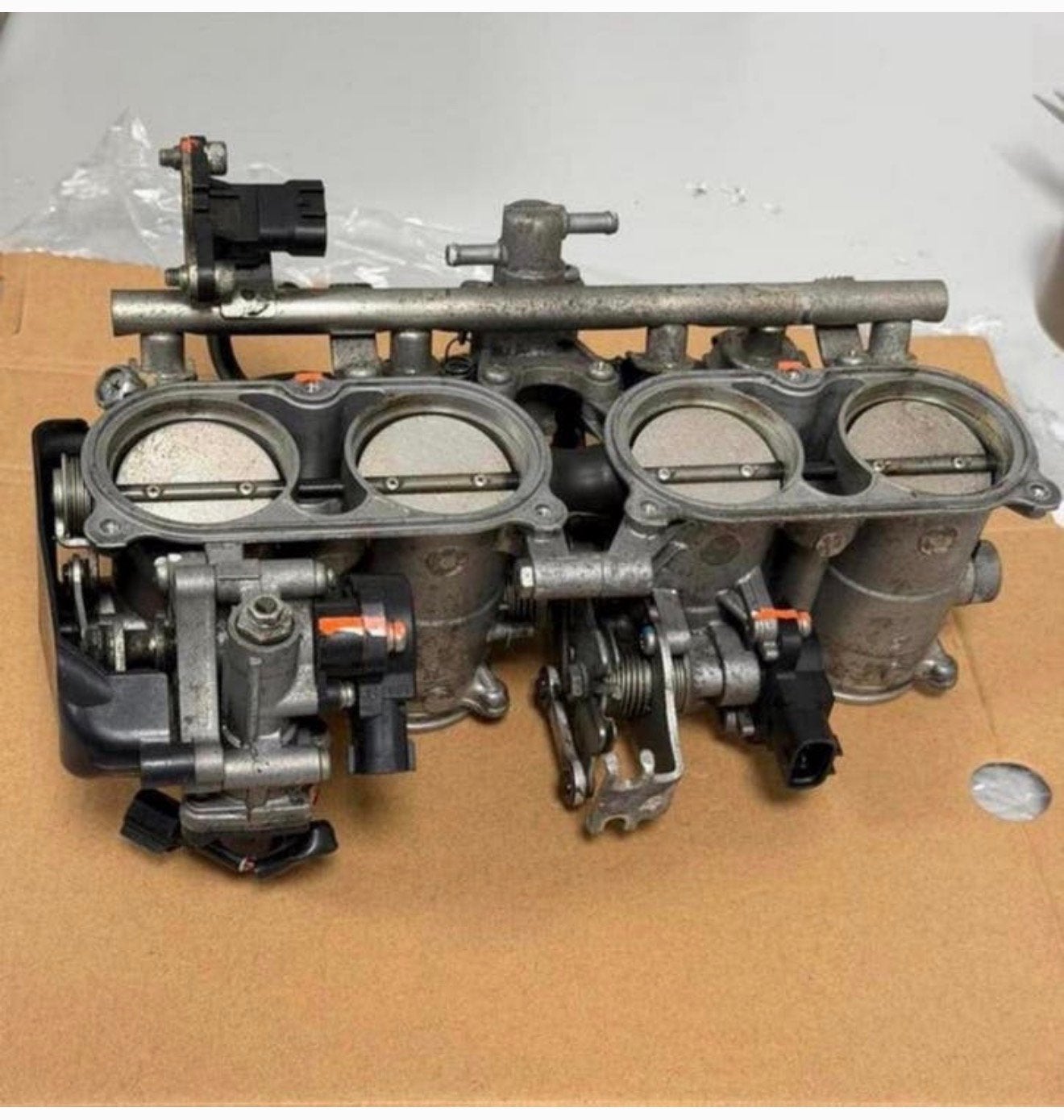 Gasklephuis Yamaha YZF R1 2004-2006 compleet Throttle body, Gebruikt, Ophalen of Verzenden, H, H