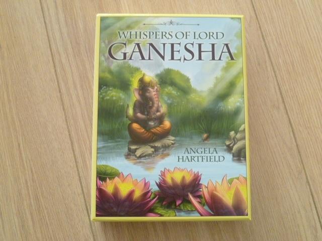 Angela Hartfield - Whispers of lord Ganesha oracle, Boeken, Verzenden, Zo goed als nieuw, Overige onderwerpen, Achtergrond en Informatie