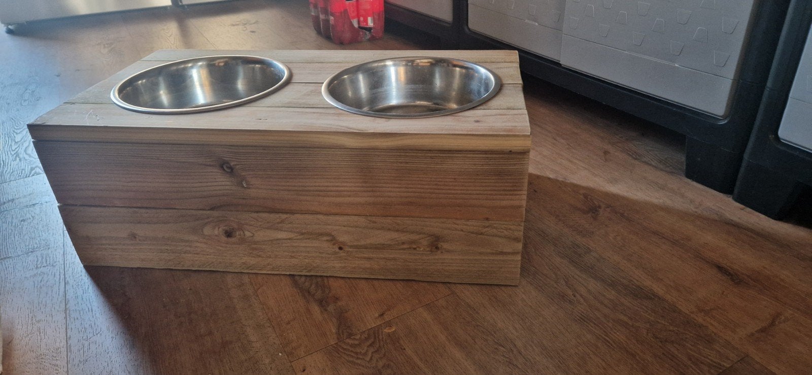 houten voerbak, Ophalen