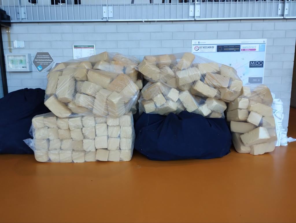 Blokken voor een blokkenkuil, Ophalen, Gebruikt, Geel, Materiaal